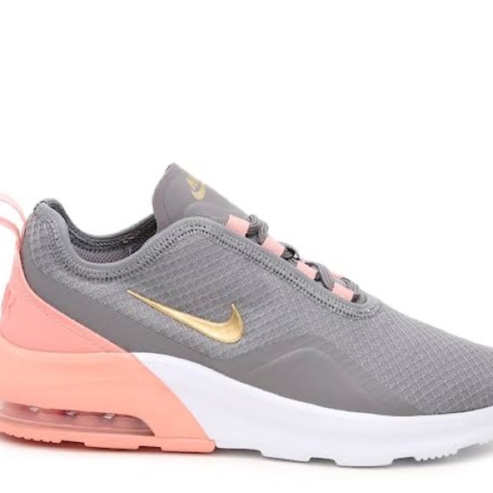 Nike Air Max Motion 2- women’s- size 8